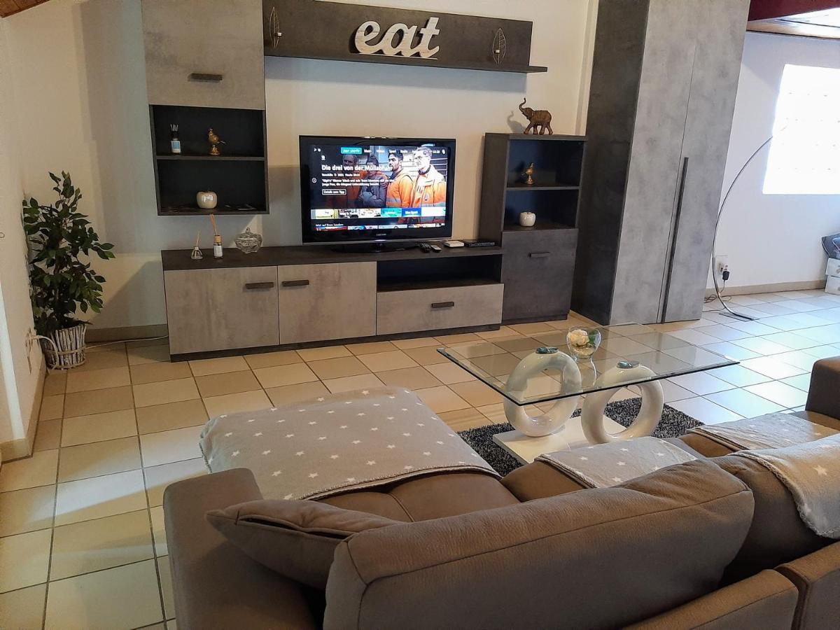 Holidays Homes Il Folletto Quartino Exterior photo